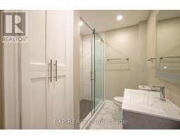 Upper - 293 Mcalpine Avenue S, Welland, ON L3B1V1 Photo 11