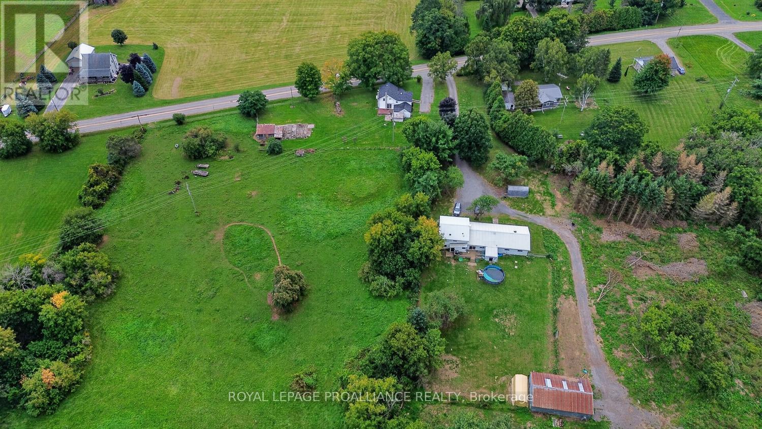 2696 MCINTOSH ROAD - Image 29