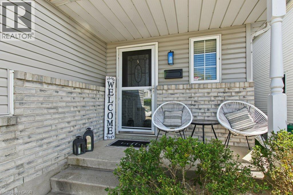 347 BANKSIDE Drive — photo 3