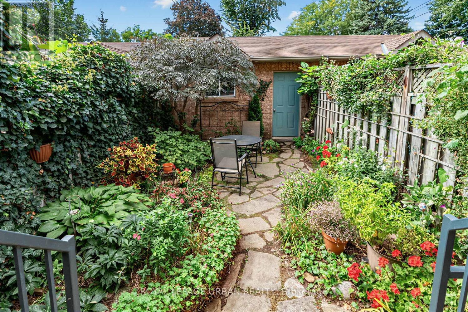 140A EUCLID AVENUE - 28