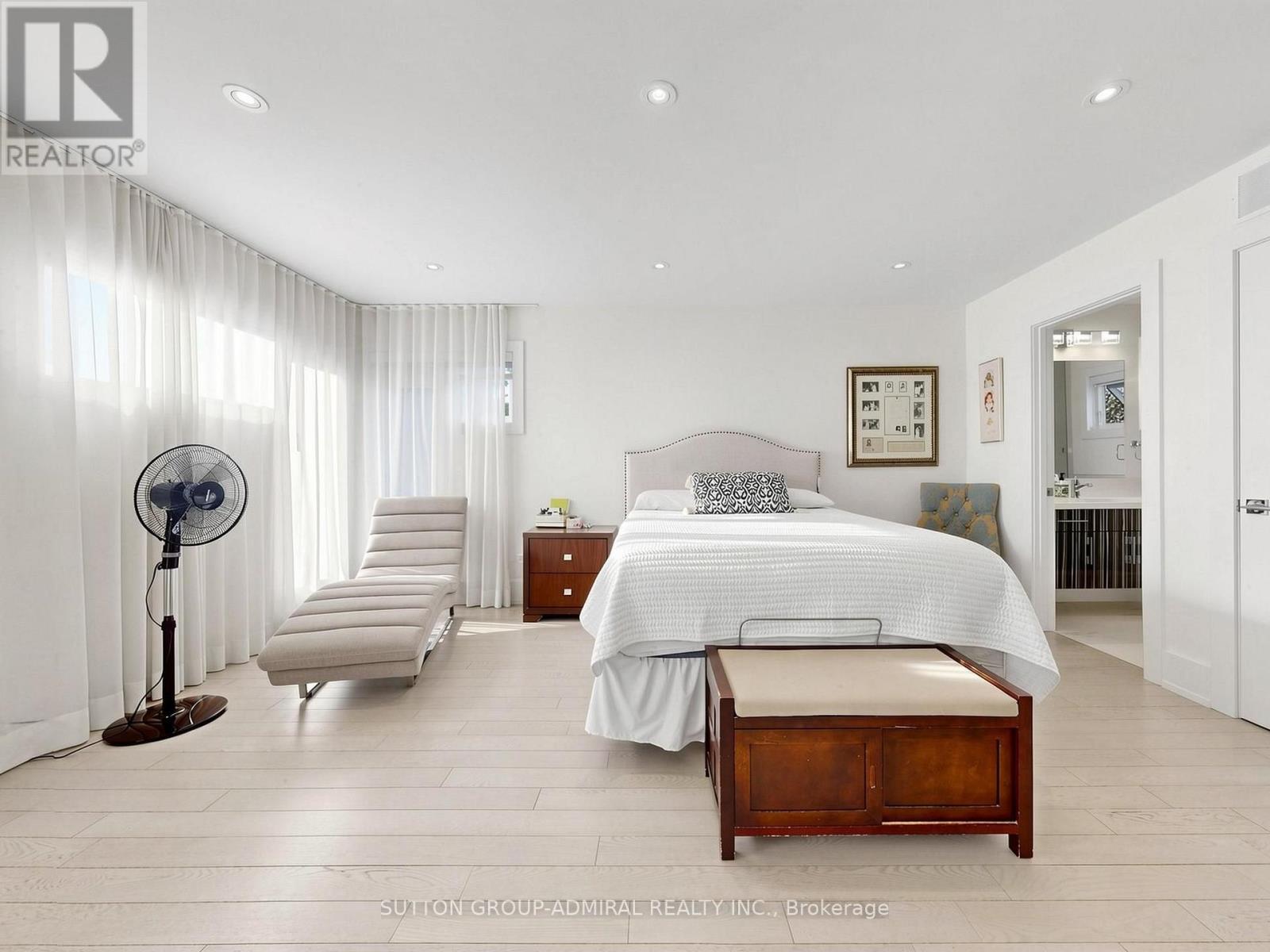 18 DUNSMORE GARDENS - Image 31