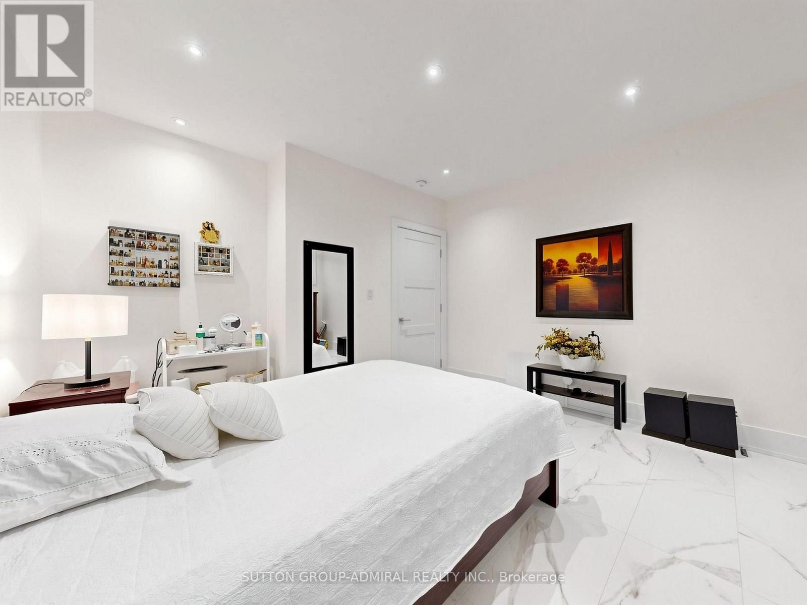 18 DUNSMORE GARDENS - Image 39