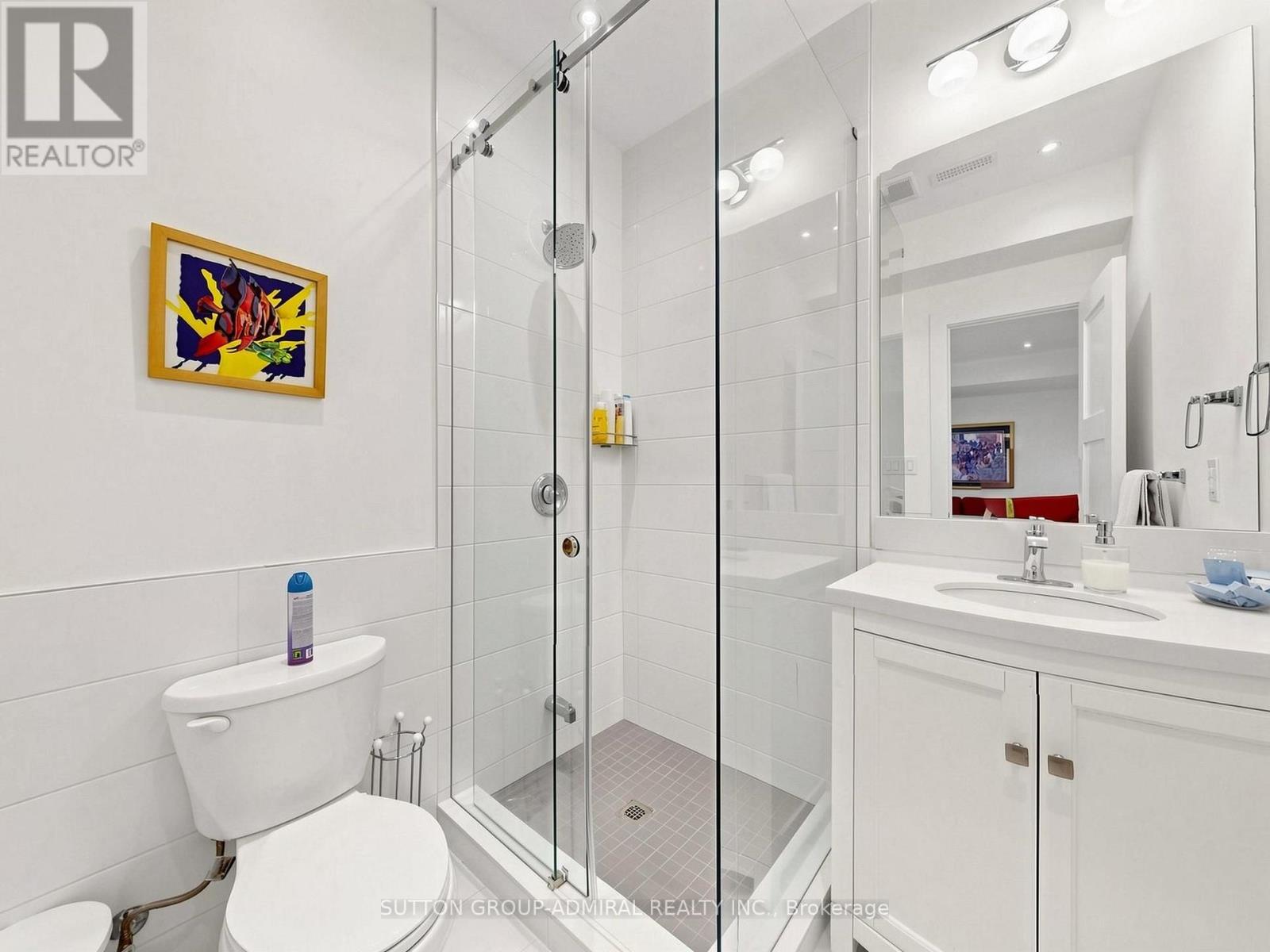 18 DUNSMORE GARDENS - 43