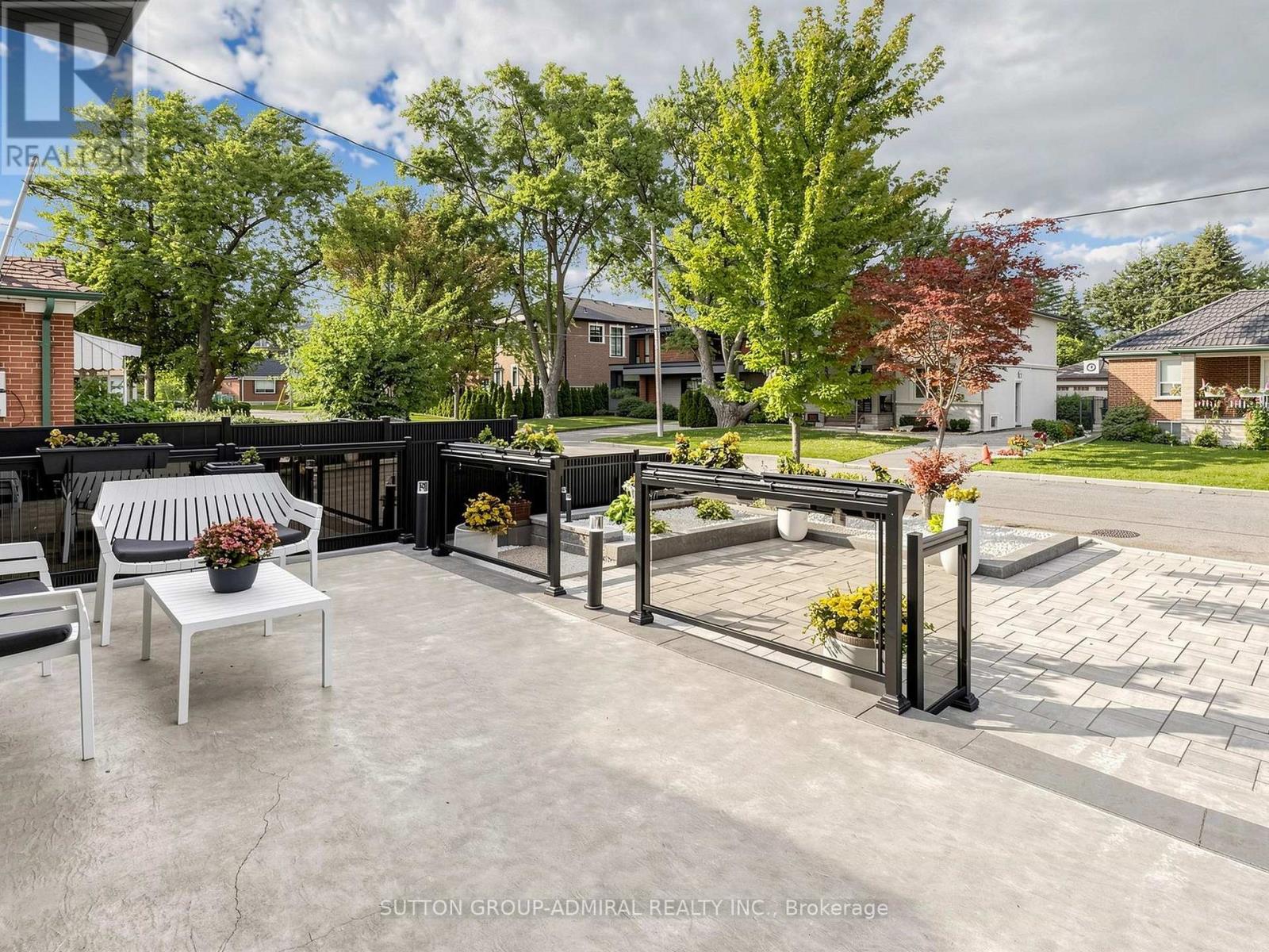 18 DUNSMORE GARDENS - Image 5