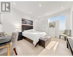 18 Dunsmore Gardens, Toronto, ON M3H3M2 Photo 18