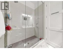 18 Dunsmore Gardens, Toronto, ON M3H3M2 Photo 21