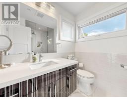 18 Dunsmore Gardens, Toronto, ON M3H3M2 Photo 32