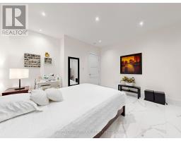18 Dunsmore Gardens, Toronto, ON M3H3M2 Photo 39