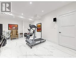 18 Dunsmore Gardens, Toronto, ON M3H3M2 Photo 41