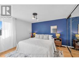 153 Lambertlodge Avenue, Toronto, ON M6G3X4 Photo 14