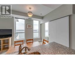 2320 - 230 Queens Quay W, Toronto, ON M5J2Y7 Photo 6