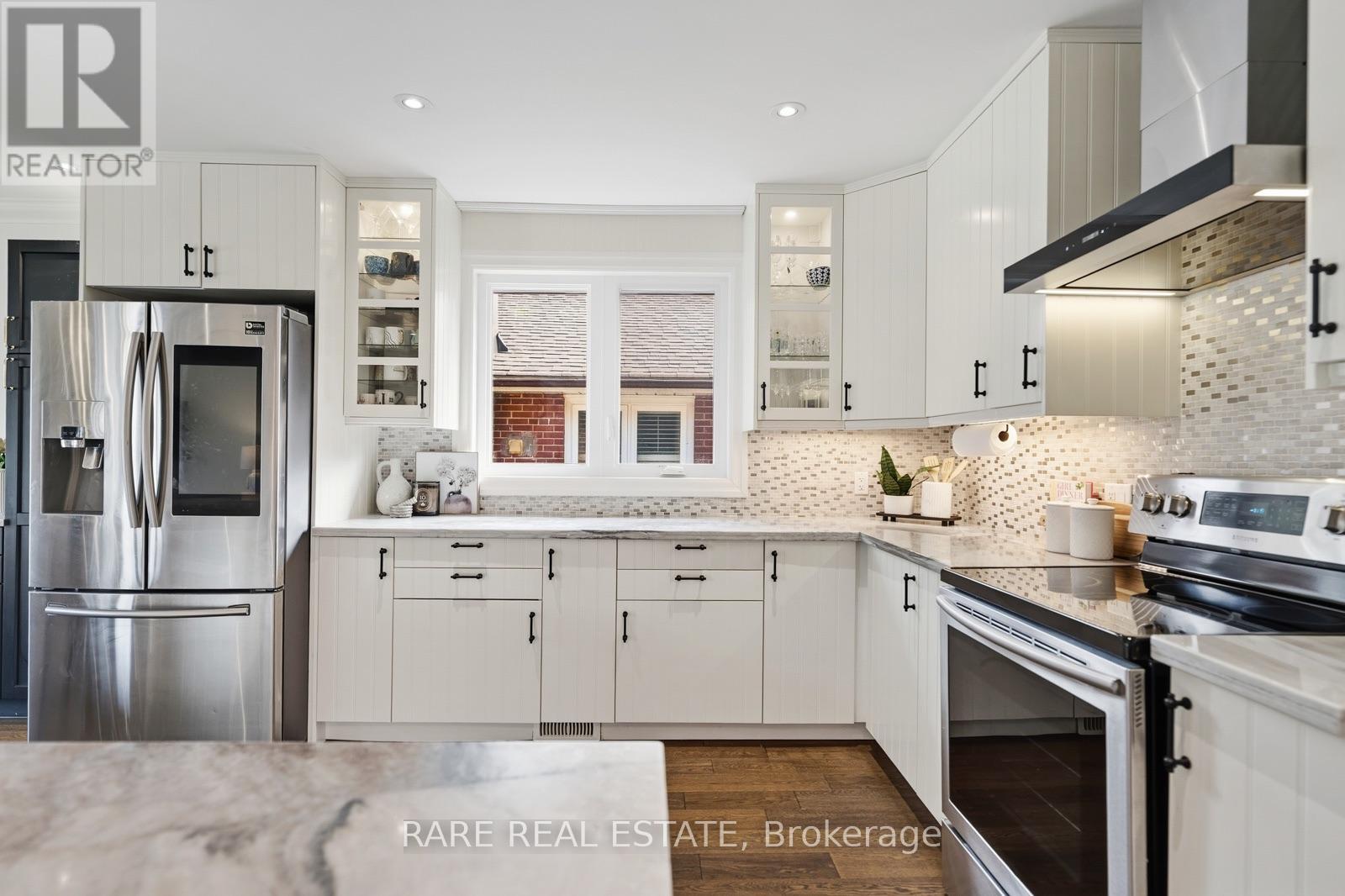 35 KENNARD AVENUE - 10