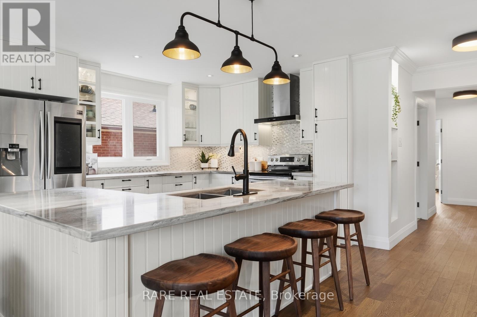 35 KENNARD AVENUE - 8