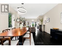 Kitchen - 33a Henry Street, Toronto, ON M5T1W9 Photo 15