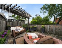 33a Henry Street, Toronto, ON M5T1W9 Photo 35