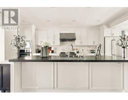 150 Glen Cedar Road, Toronto, ON M6C3G5 Photo 14