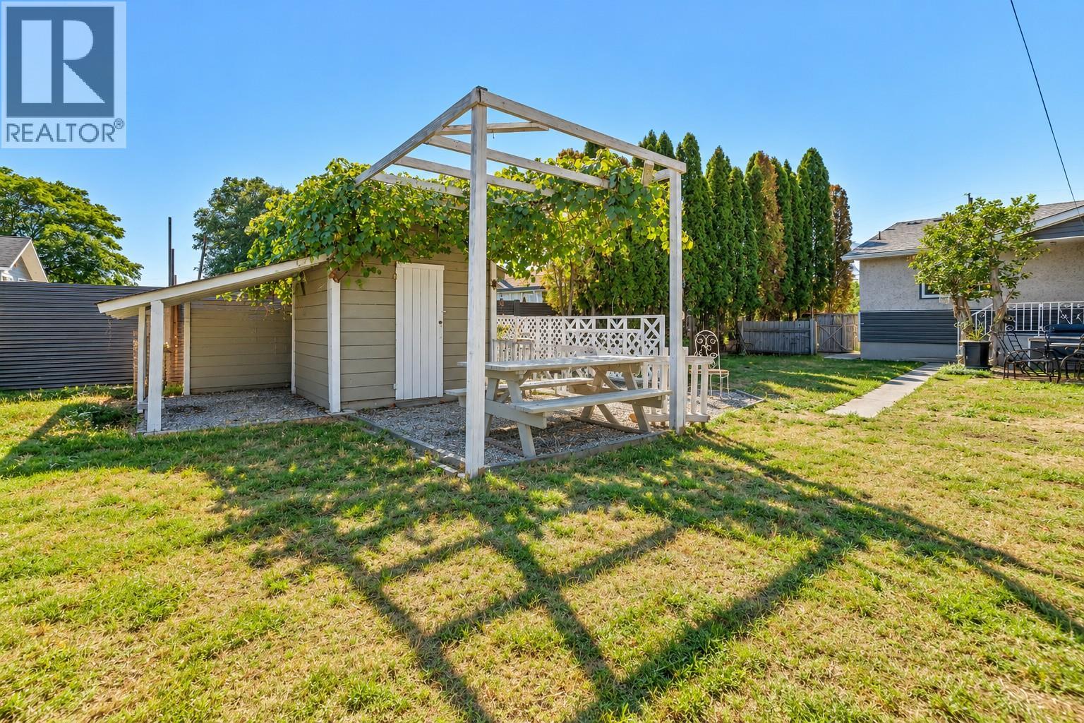 1826 Fairford Drive - 41