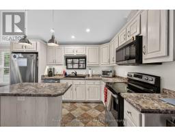 24 Kellestine Drive, Strathroy Caradoc, ON N7G0C5 Photo 11