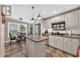 24 Kellestine Drive, Strathroy Caradoc, ON N7G0C5 Photo 12