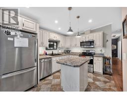 24 Kellestine Drive, Strathroy Caradoc, ON N7G0C5 Photo 13