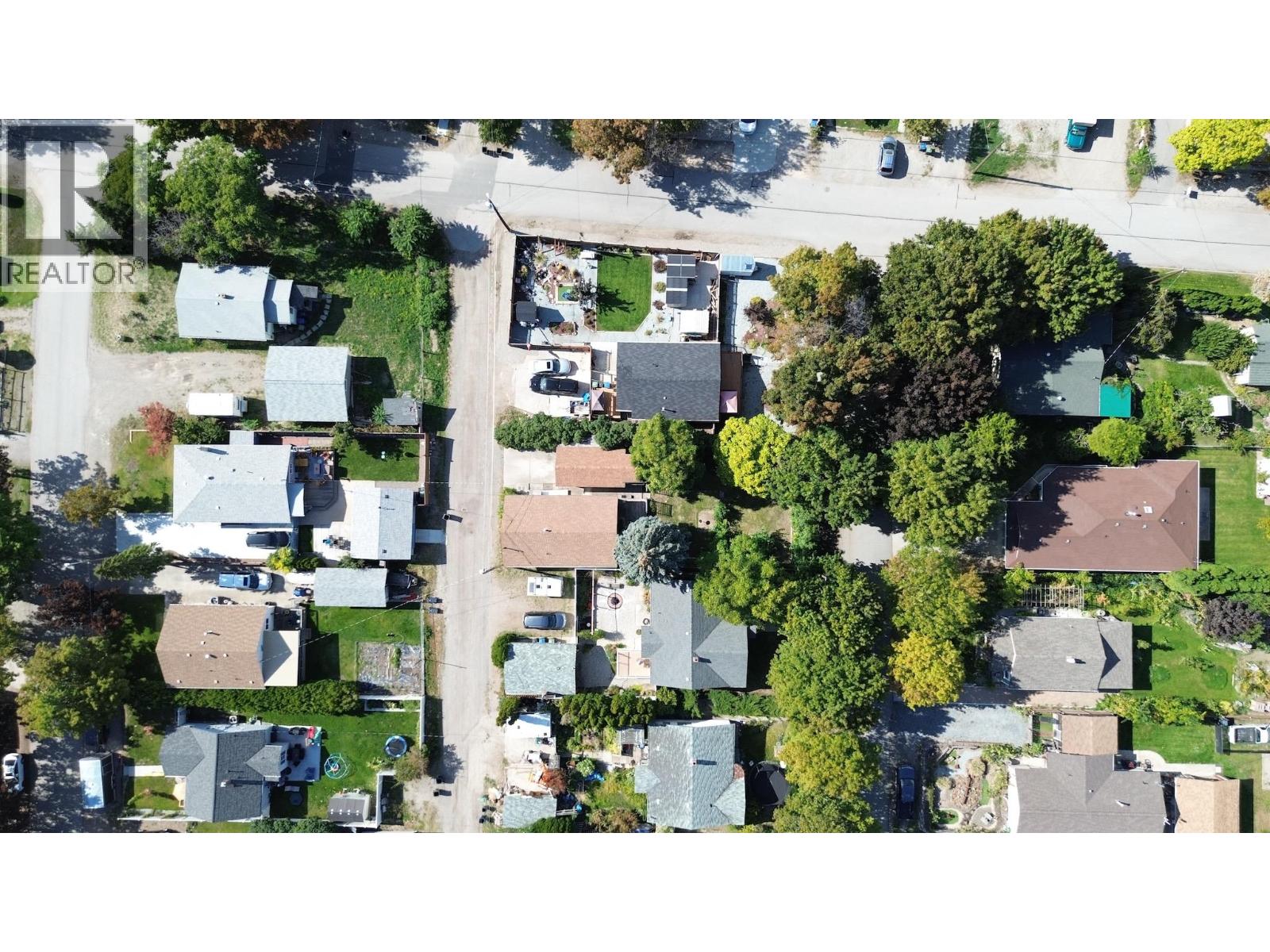 875 Tilton Avenue, Oliver