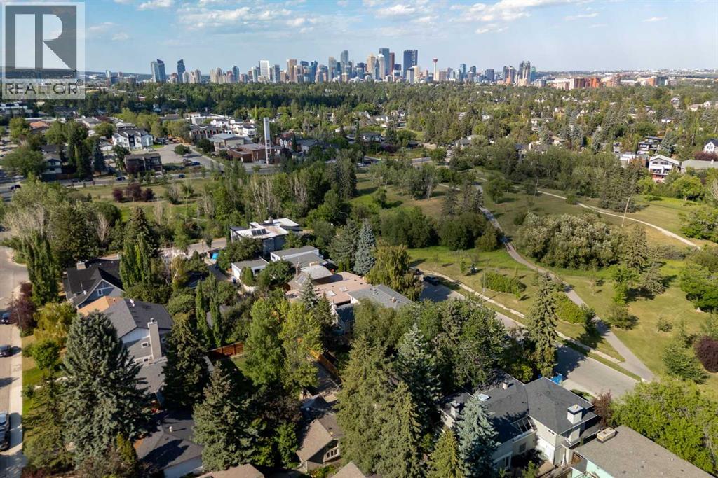 4015 14A Street SW - photo 3