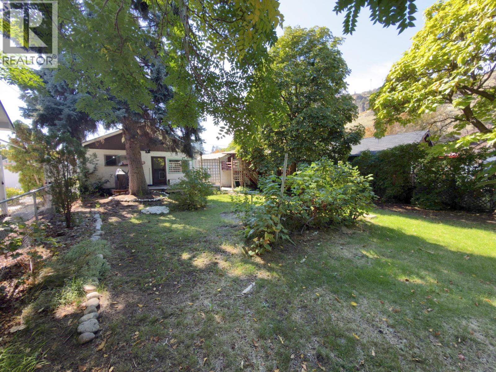 875 Tilton Avenue, Oliver
