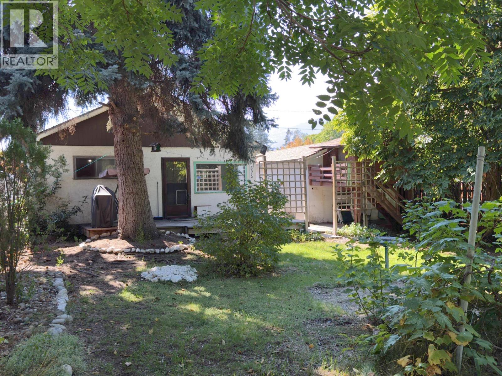875 Tilton Avenue, Oliver