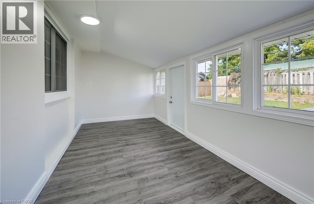 176 SAMUELSON Street - Image 17
