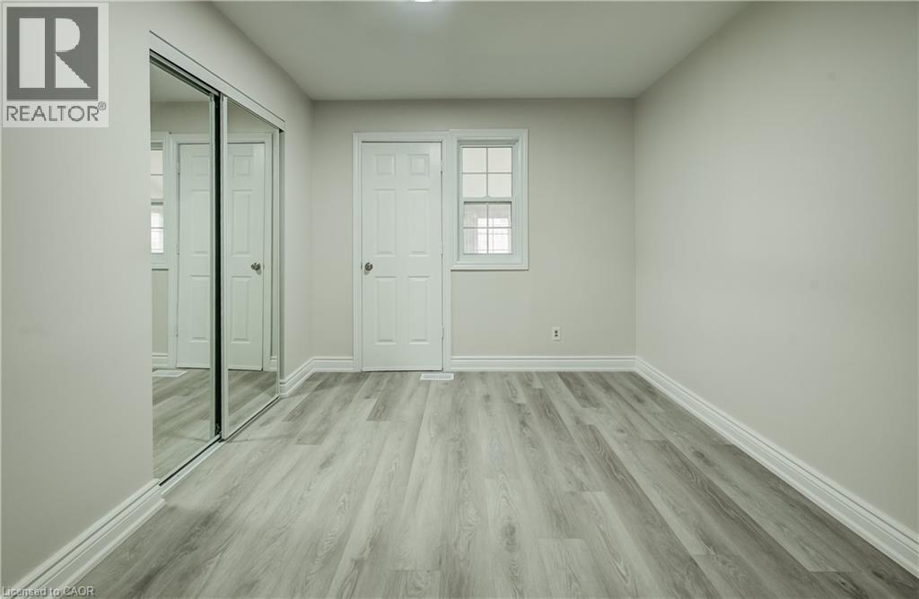 176 SAMUELSON Street - Image 18