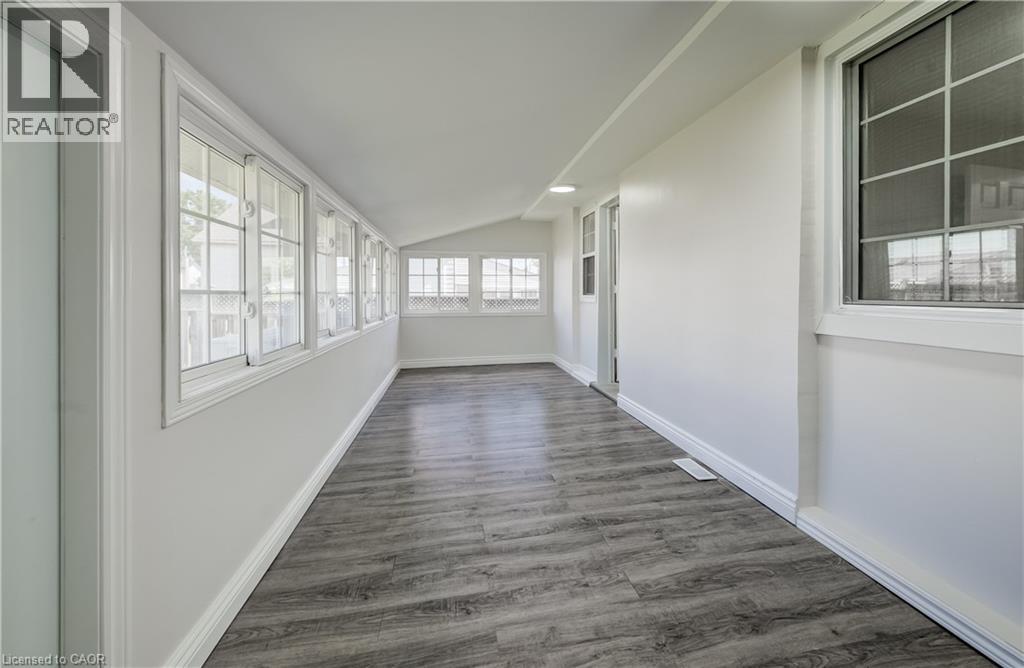 176 SAMUELSON Street - Image 25