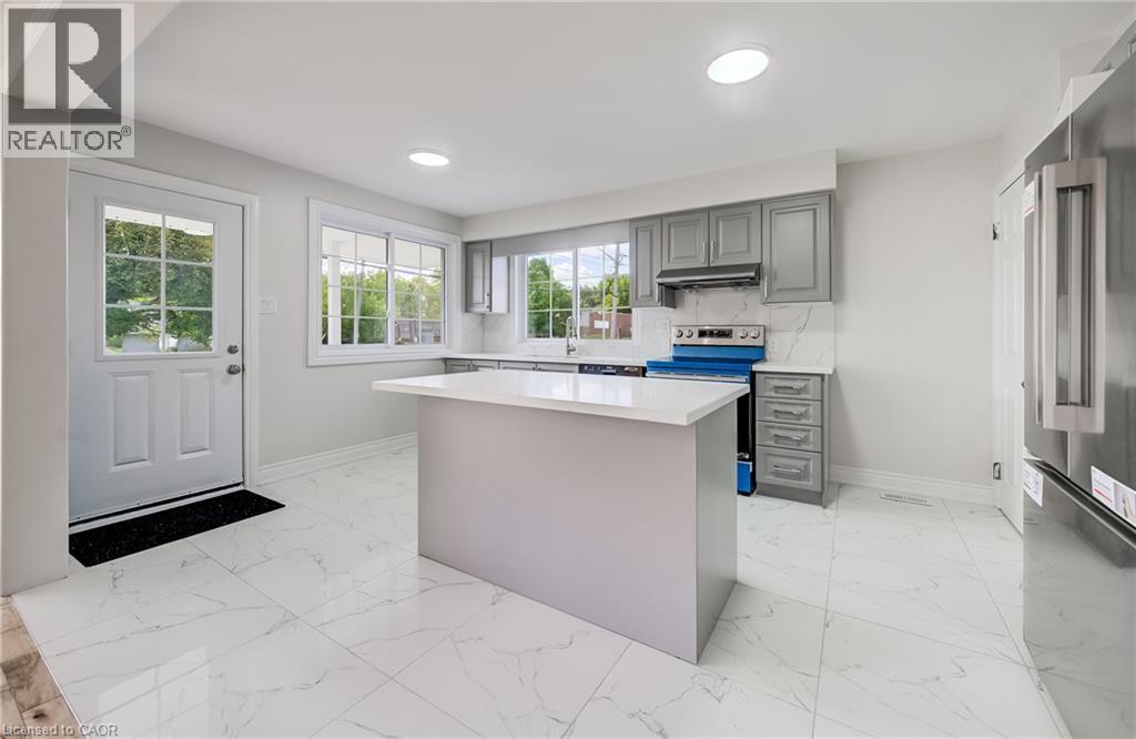 176 SAMUELSON Street - 6