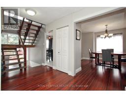 Living room - 4 Brantwood Drive, Toronto, ON M1H2G6 Photo 14