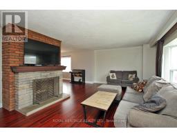 Living room - 4 Brantwood Drive, Toronto, ON M1H2G6 Photo 7