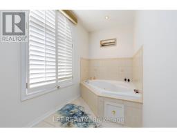 66 Canal Street, Georgina, ON L4P1K5 Photo 19