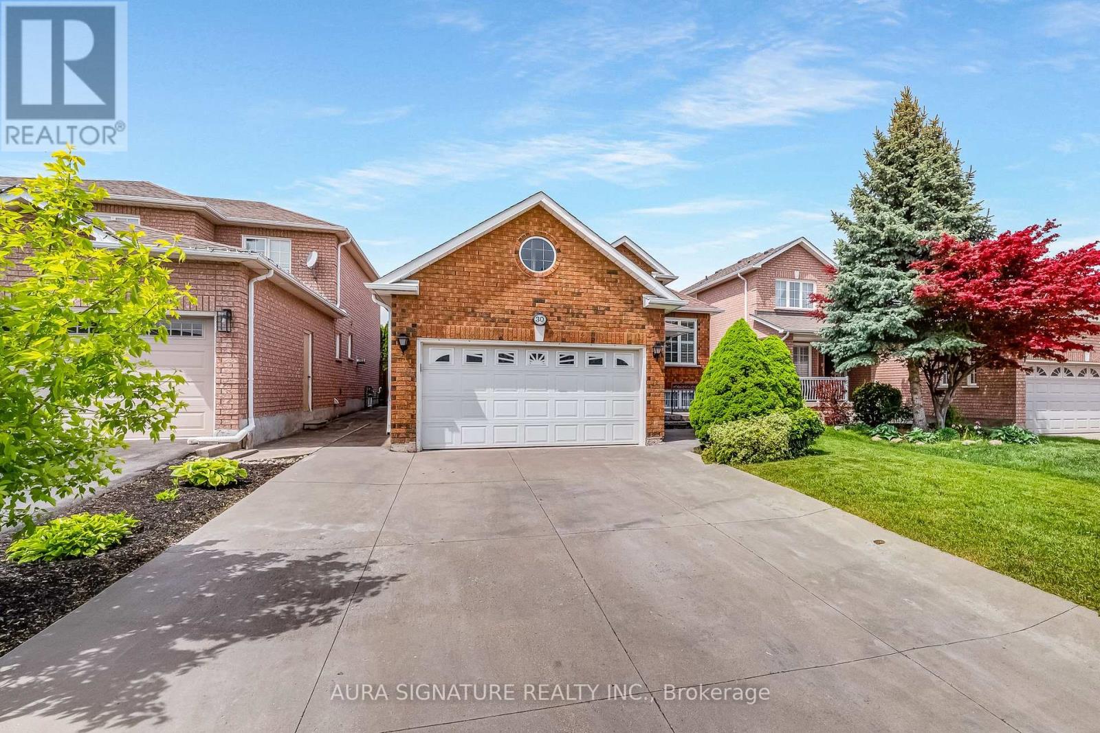 30 GRACEVIEW COURT - 2