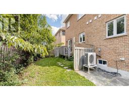 246 Farmstead Road, Richmond Hill, ON L4S2J8 Photo 15