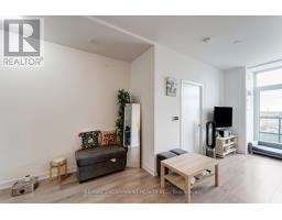 1120 - 10 Honeycrisp Crescent, Vaughan, ON L4K0M7 Photo 8