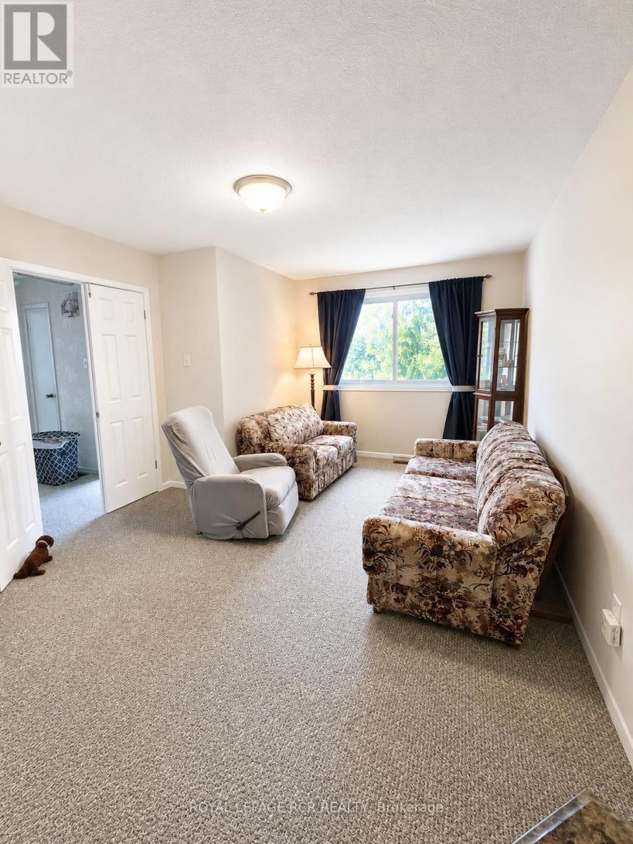 856 MAGNOLIA AVENUE - 24