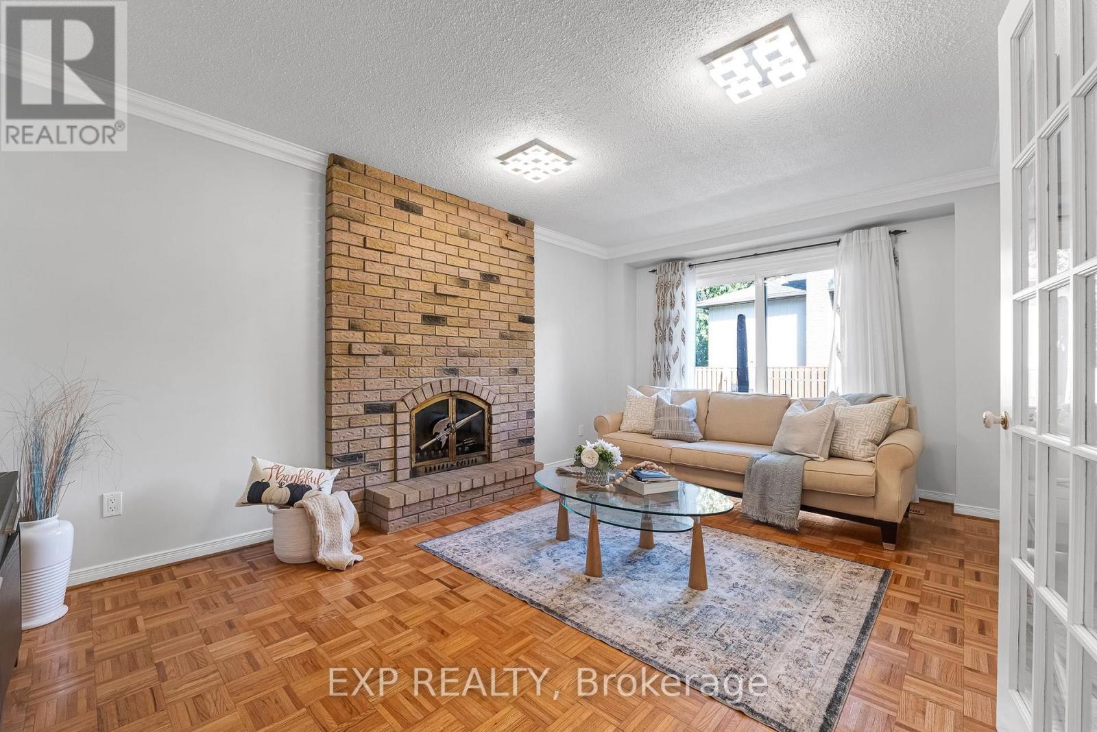 515 London Road, Newmarket, ON photo 17