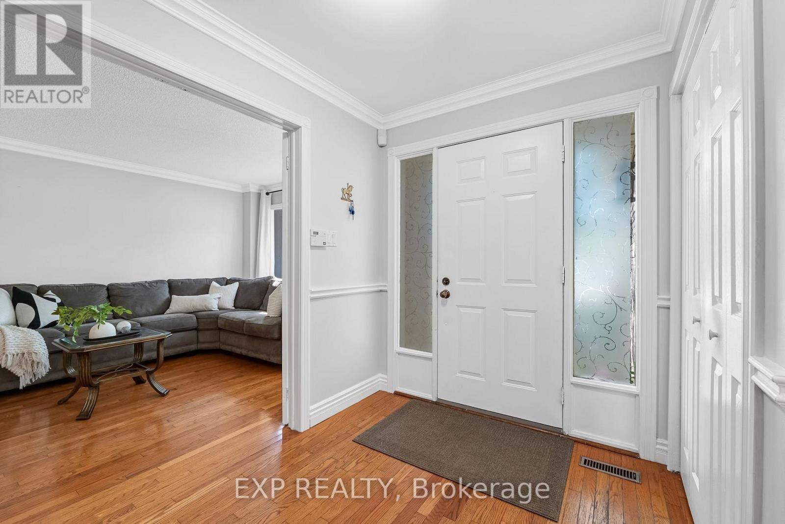 515 London Road, Newmarket (Bristol-London), Ontario, L3Y6E4, Newmarket (Bristol-London), Ontario — photo 4 of 5