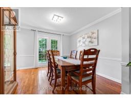 Family room - 515 London Road, Newmarket, ON L3Y6E4 Photo 8