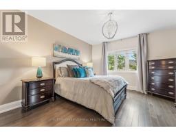 Bedroom 2 - 39 Bannerman Drive, Bradford West Gwillimbury, ON L3Z3J7 Photo 17