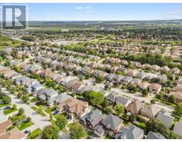 39 Bannerman Drive, Bradford West Gwillimbury, ON L3Z3J7 Photo 48
