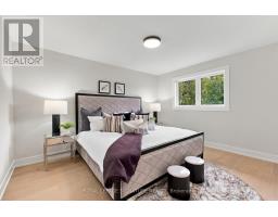 11 Brook Tree Crescent, Toronto, ON M9P1K8 Photo 20