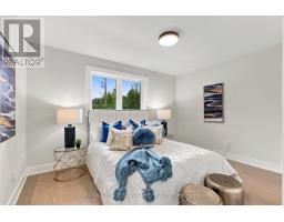 11 Brook Tree Crescent, Toronto, ON M9P1K8 Photo 22