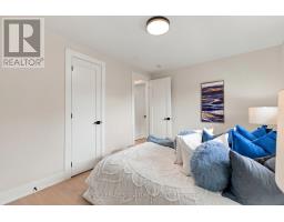 11 Brook Tree Crescent, Toronto, ON M9P1K8 Photo 23