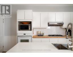 27 Callender Street, Toronto, ON M6R2H2 Photo 10