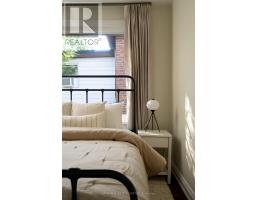 27 Callender Street, Toronto, ON M6R2H2 Photo 19