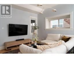 27 Callender Street, Toronto, ON M6R2H2 Photo 8